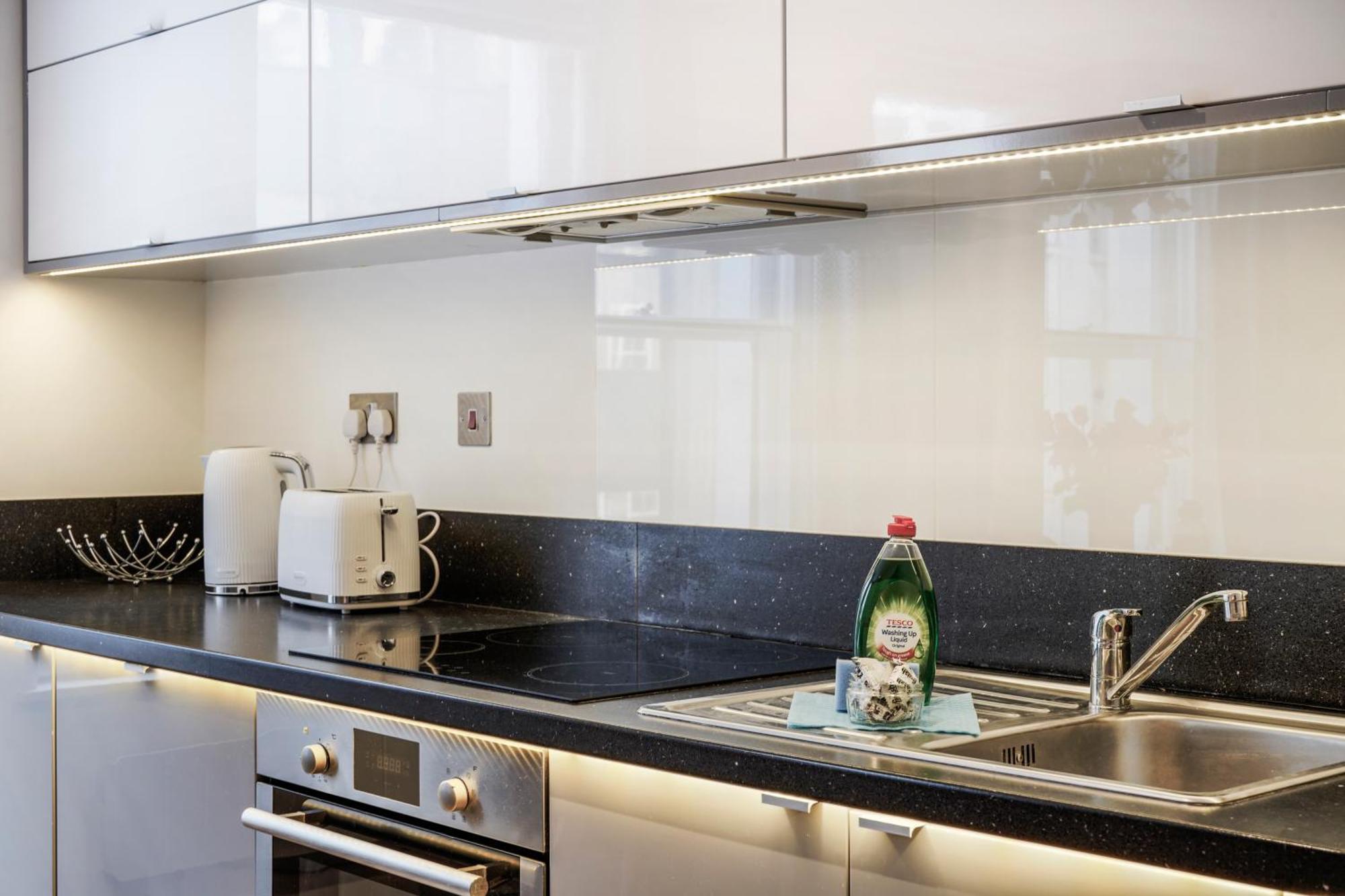 3, Soho 2nd & 3rd Floors By Indigo Flats * London