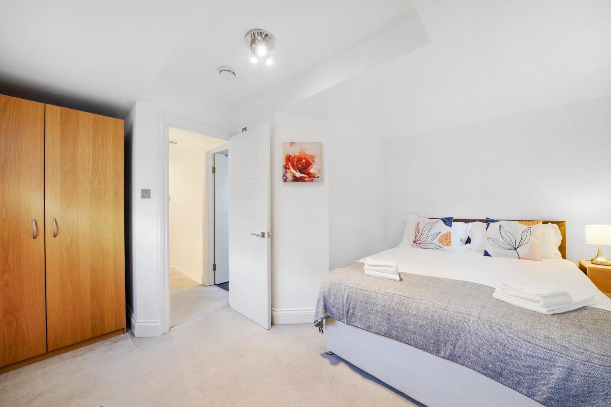 Apartment 3, Soho 2nd & 3rd Floors By Indigo Flats *